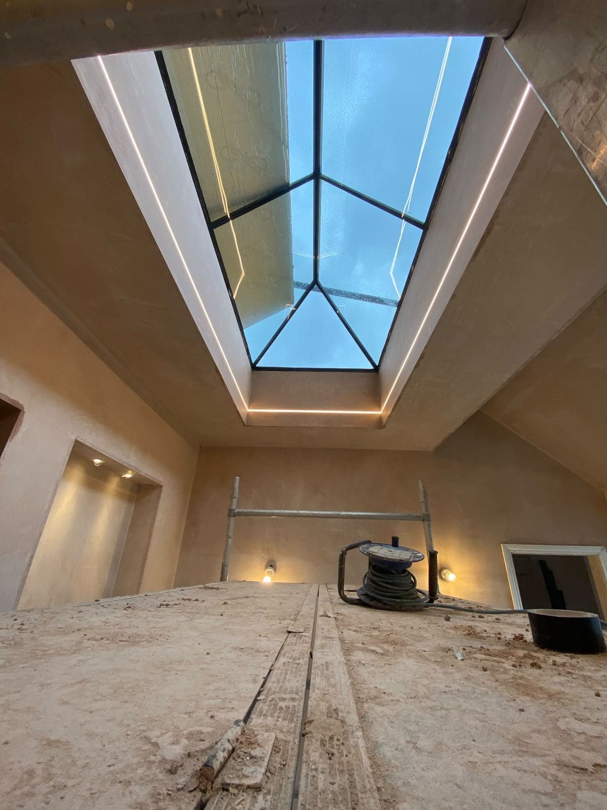 The finished rooflight running down the ridge of the vaulted ceiling